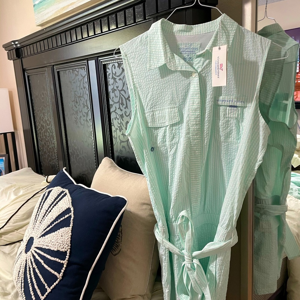 Vineyard Vines Performance Romper ☀️